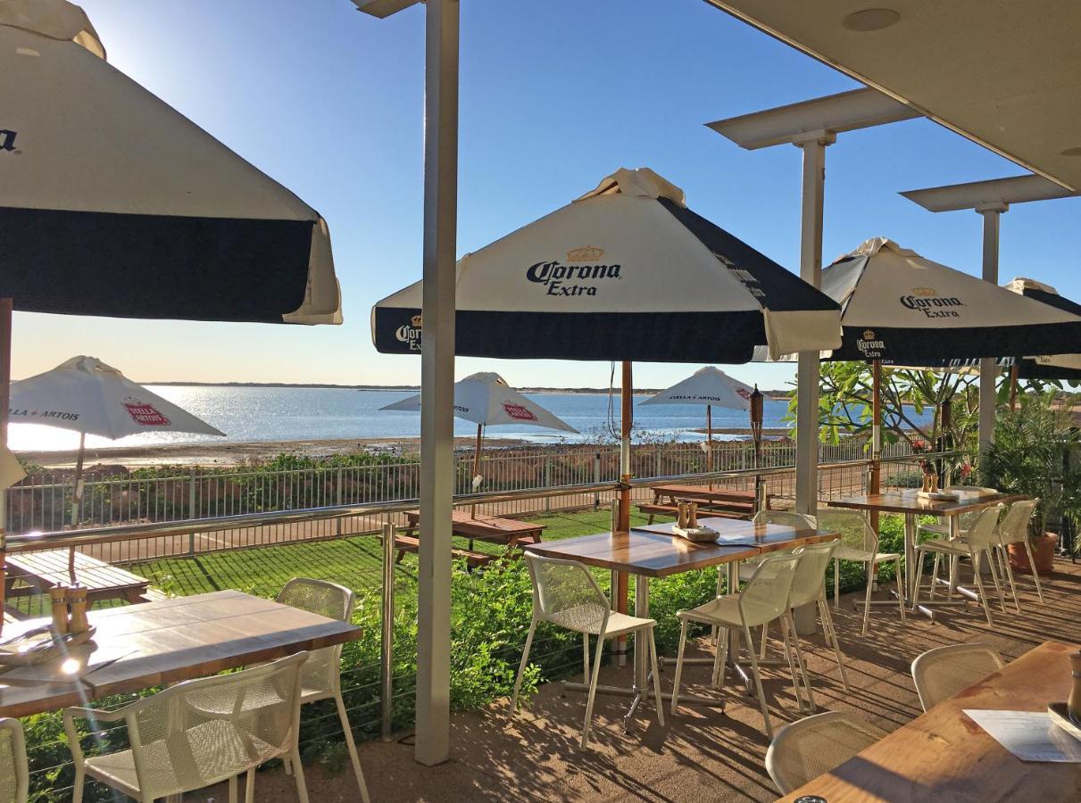 Onslow Beach Resort Exterior photo