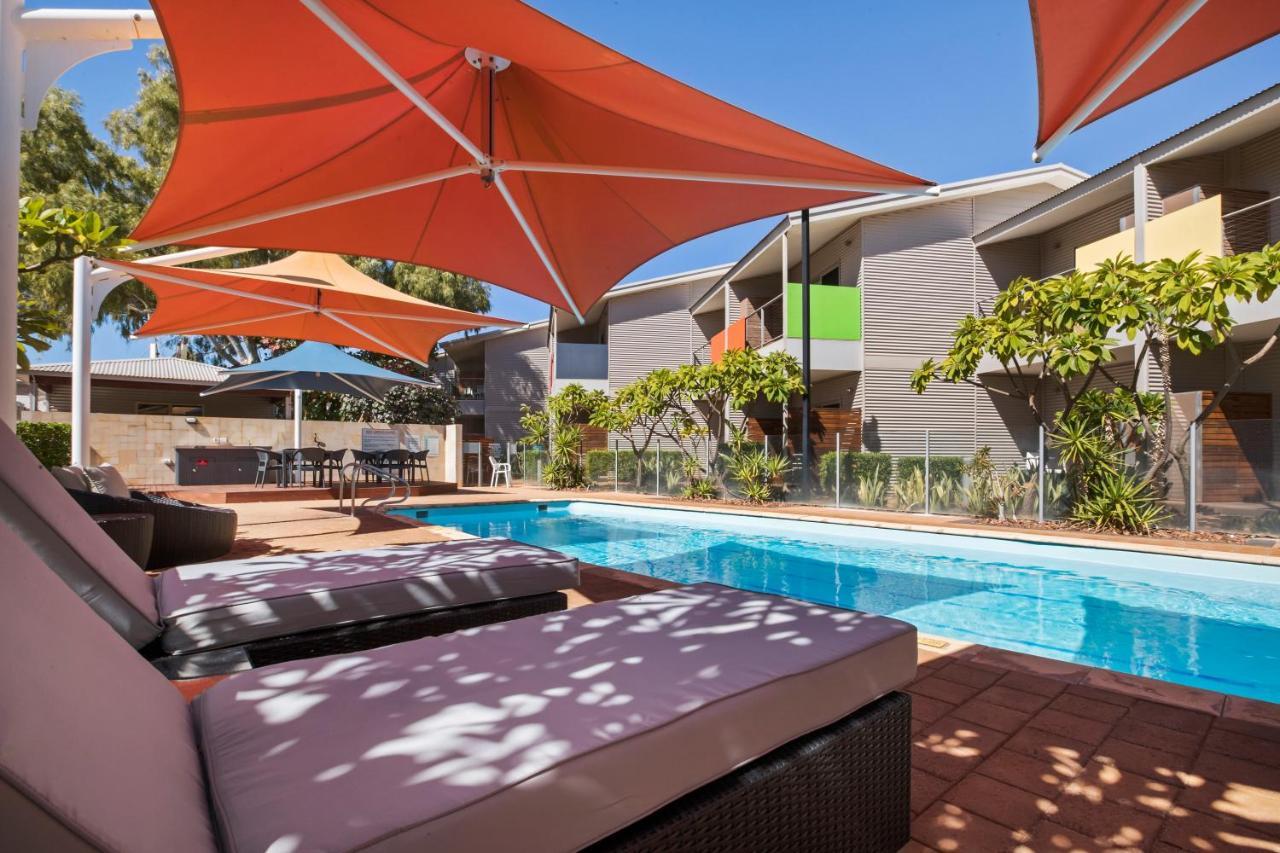 Onslow Beach Resort Exterior photo