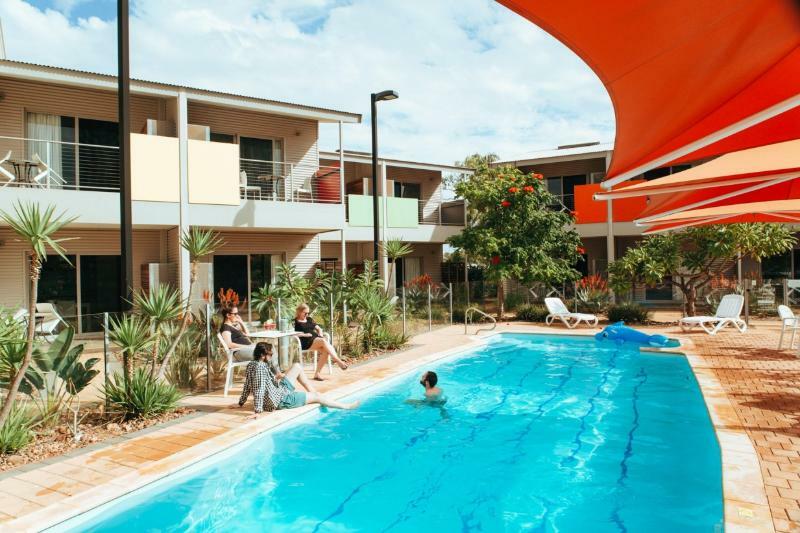 Onslow Beach Resort Exterior photo